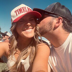 Meet your Posher, Whitney